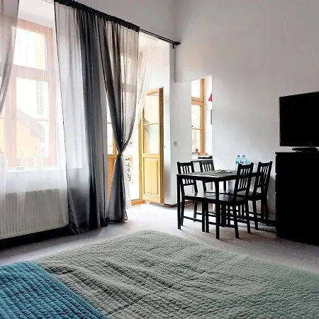 Апартаменти Neoapartments - Rynek Pod Gryfami Вроцлав
