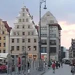 Apartment Neoapartments - Rynek Pod Gryfami Breslau
